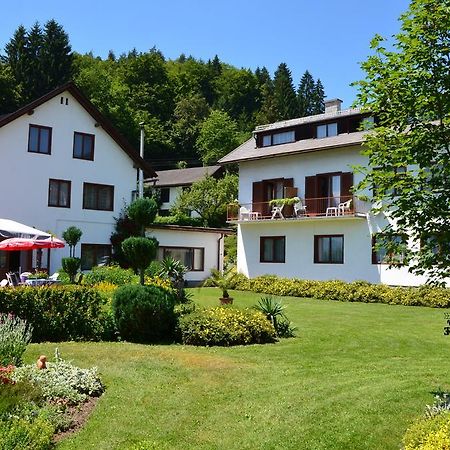 Gasthof-Pension Karawankenblick Перчах-ам-Вертерзе Екстер'єр фото