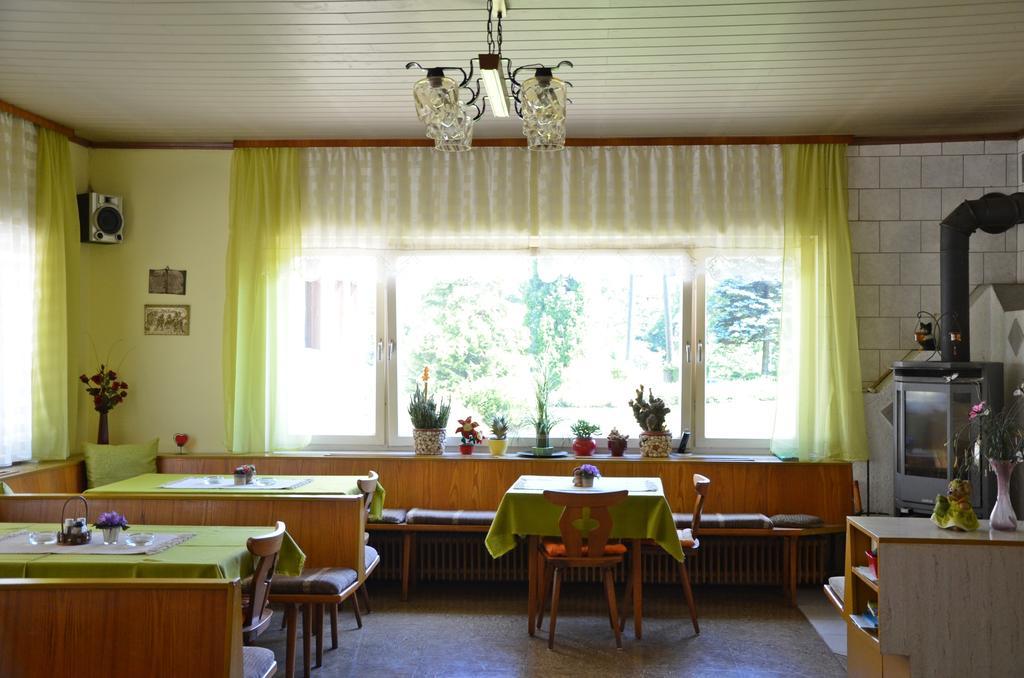 Gasthof-Pension Karawankenblick Перчах-ам-Вертерзе Екстер'єр фото